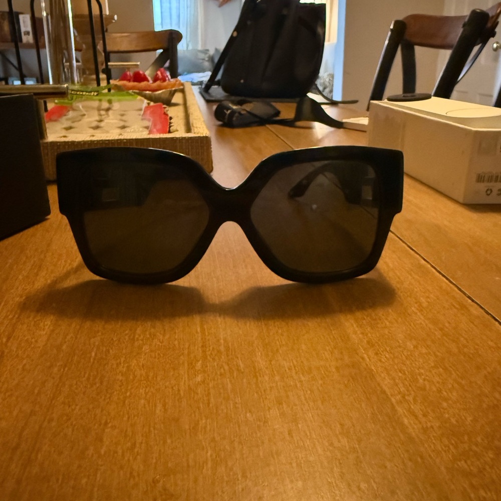 Versace Elegant Black Vr Glasses - image 2